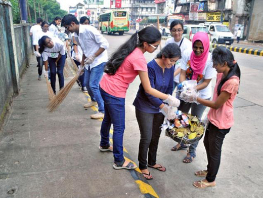 Some celebrate Rajyotsava by cleaning roads 